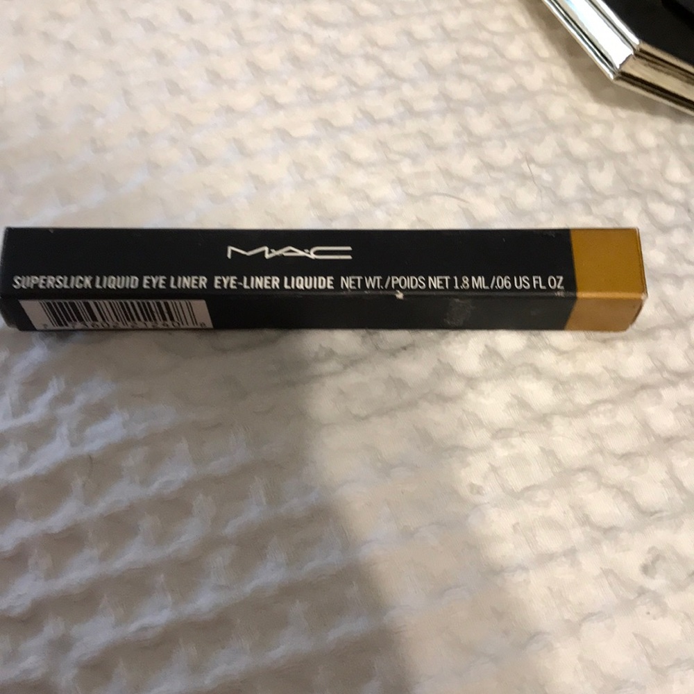 Mac Superslick Liquid Eye Liner